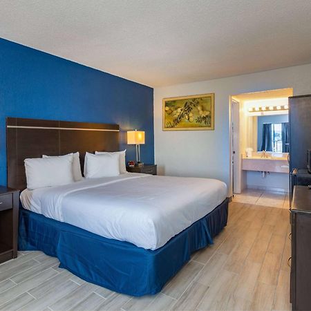 Developer Inn Orlando North, A Baymont By Wyndham Altamonte Springs Exterior photo
