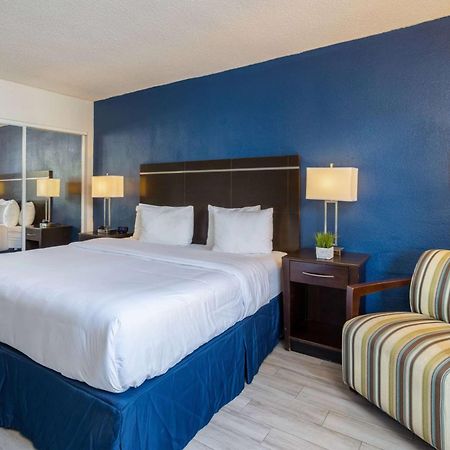 Developer Inn Orlando North, A Baymont By Wyndham Altamonte Springs Exterior photo