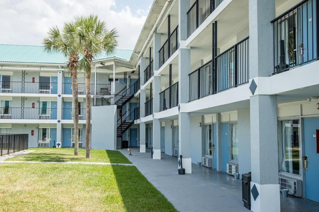 Developer Inn Orlando North, A Baymont By Wyndham Altamonte Springs Exterior photo